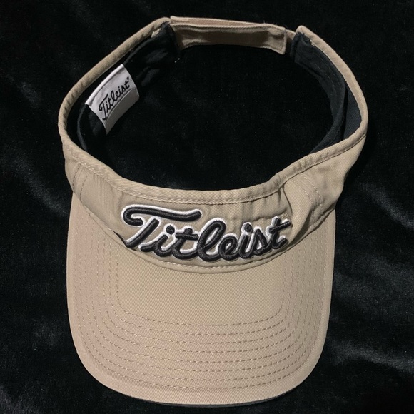 Titleist gulfing sun visor.